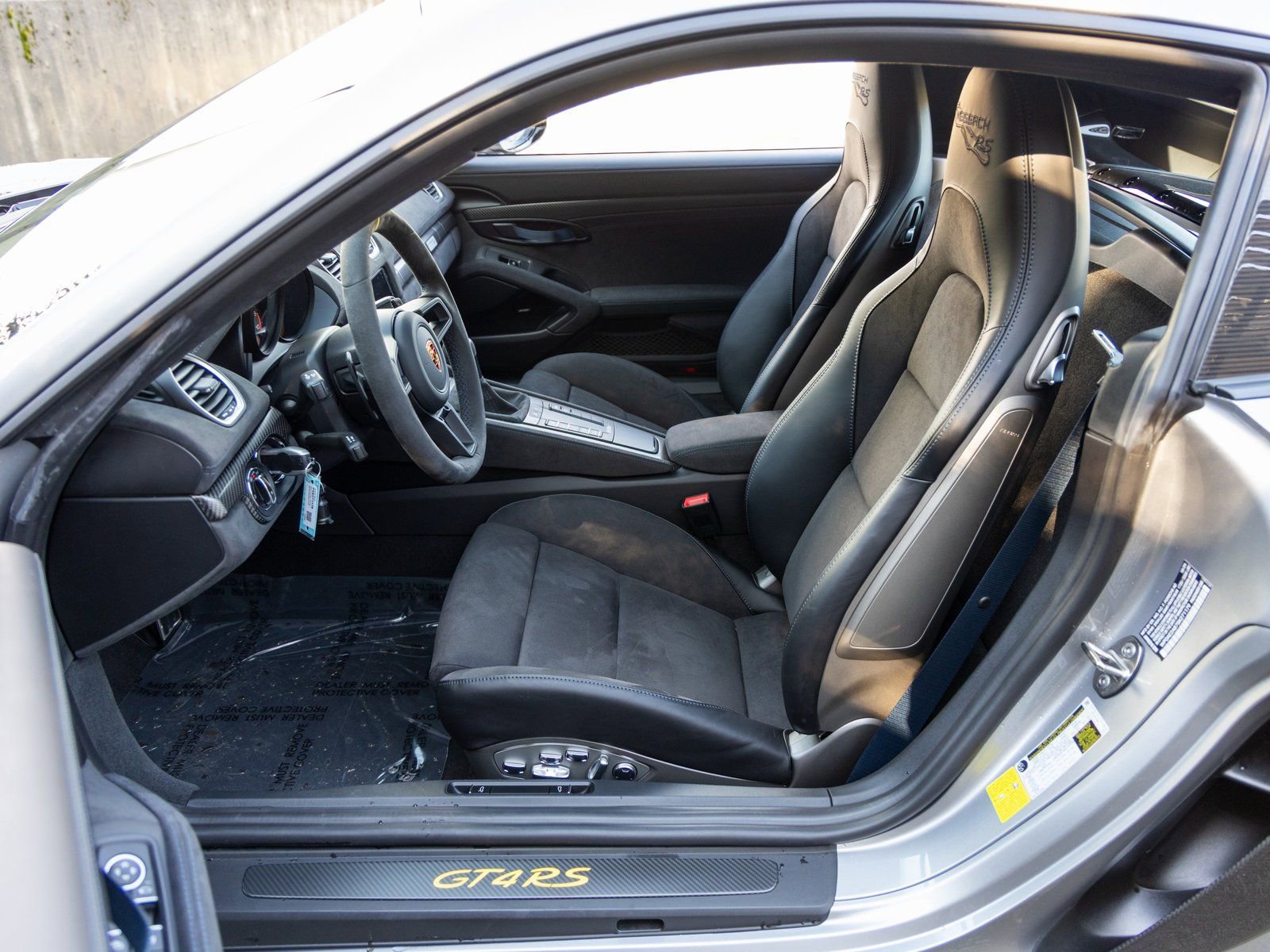 Certified 2025 Porsche 718 Cayman GT4 RS image 29