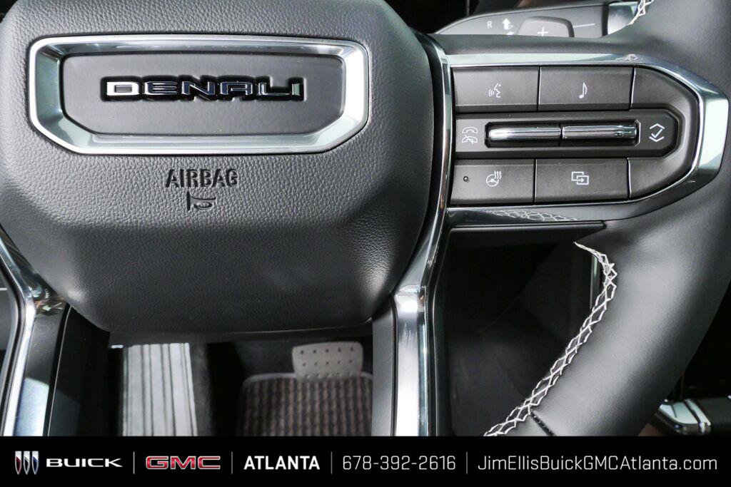 New 2027 GMC Acadia Denali Ultimate FWD image 12