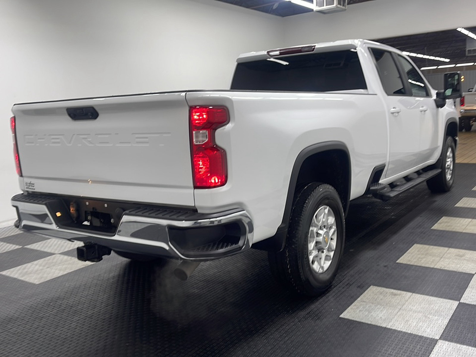 Used 2022 Chevrolet Silverado 3500 LT w/ Gooseneck/5TH Wheel Package AWD/4WD image 17