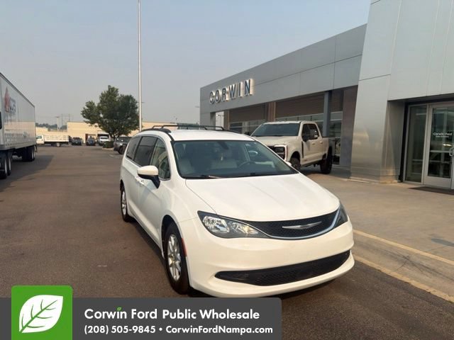 Used 2021 Chrysler Voyager Lxi