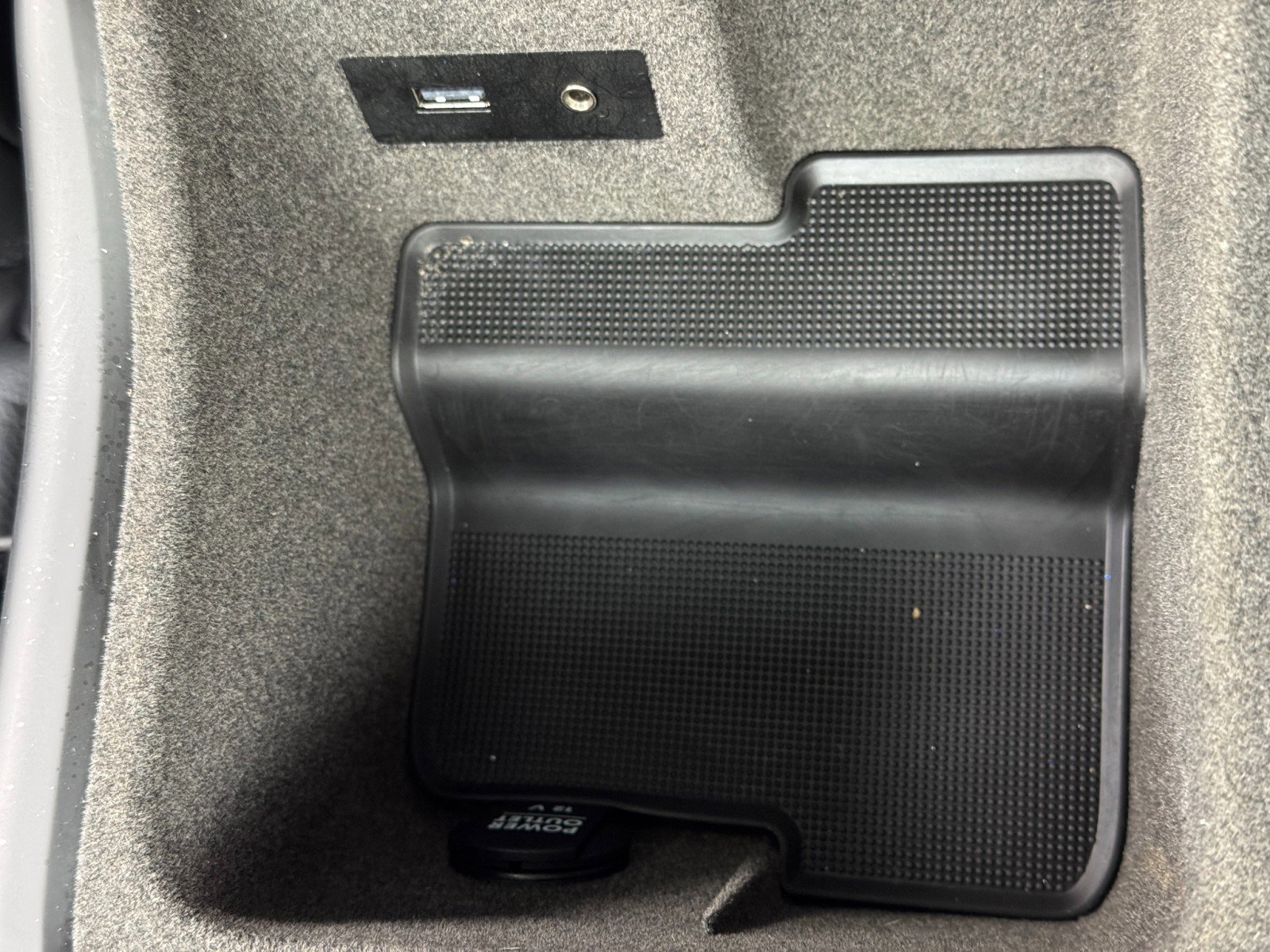 Used 2014 Porsche Cayenne AWD/4WD image 30