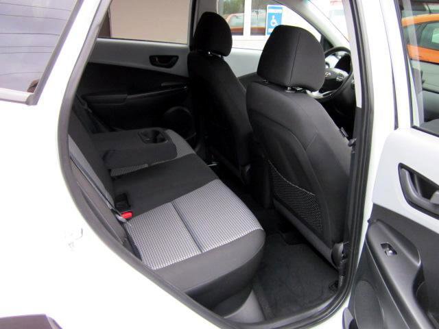 Used 2018 Hyundai Kona SEL image 32