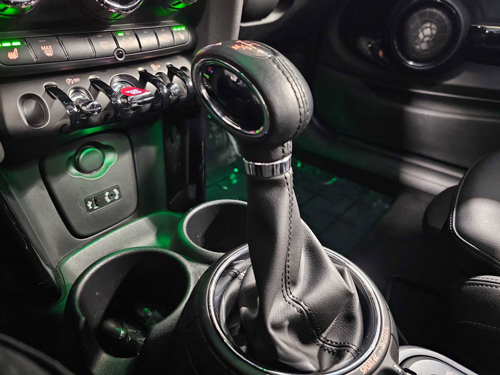 Used 2016 MINI Cooper S image 22