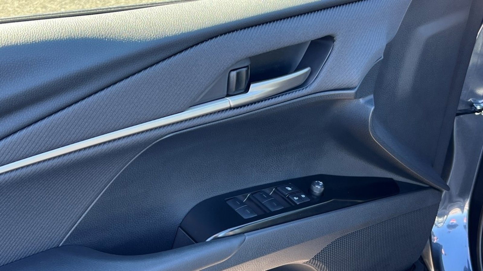 New 2026 Toyota Camry SE w/ Convenience Package FWD image 10