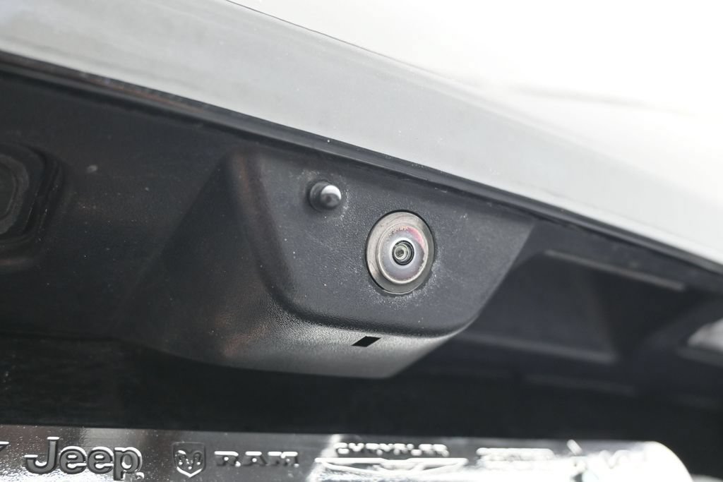 Used 2023 Jeep Grand Cherokee L Summit AWD/4WD image 44