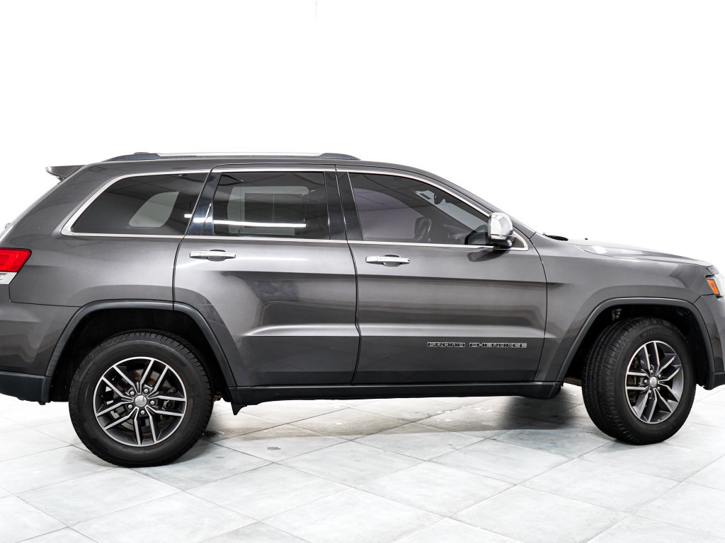 Used 2017 Jeep Grand Cherokee Limited w/ Luxury Group II AWD/4WD image 7