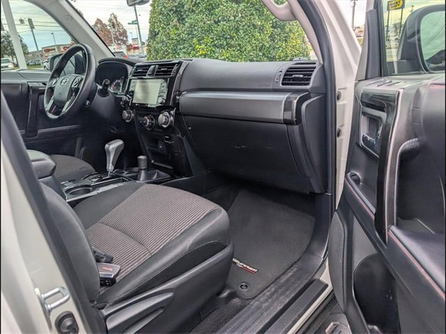 Used 2022 Toyota 4Runner TRD Off-Road image 21