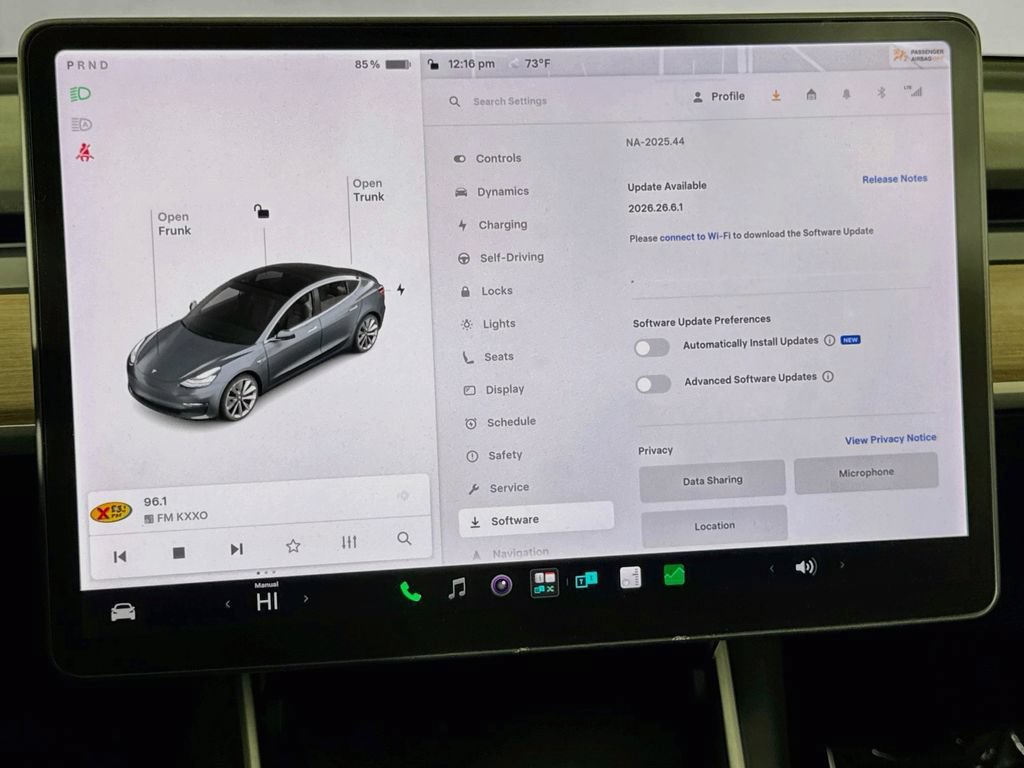 Used 2018 Tesla Model 3 Mid Range RWD image 47