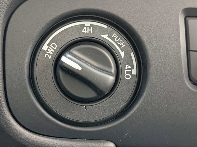 New 2025 Nissan Frontier PRO-4X w/ Black Accent Package image 30