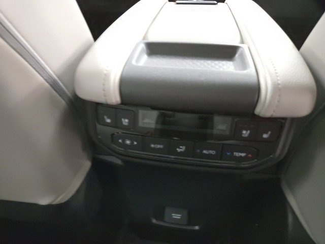 New 2026 Toyota Grand Highlander AWD Hybrid image 13