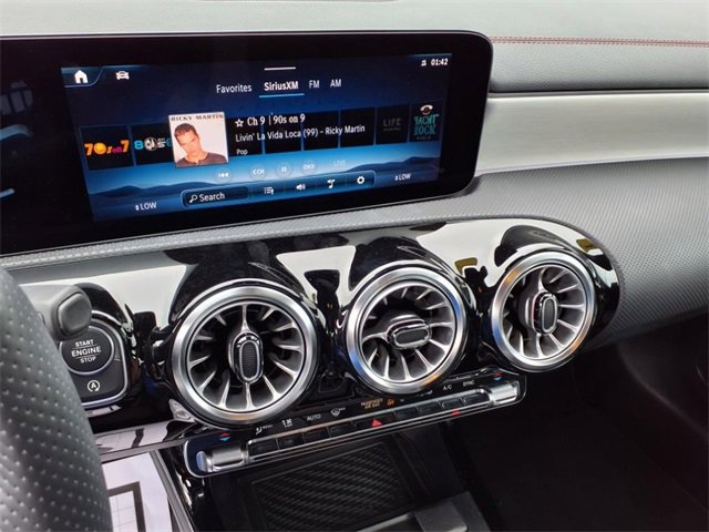 Used 2024 Mercedes-Benz CLA 250 4MATIC image 18