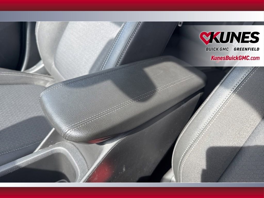 Used 2025 Buick Encore GX Preferred AWD/4WD image 32