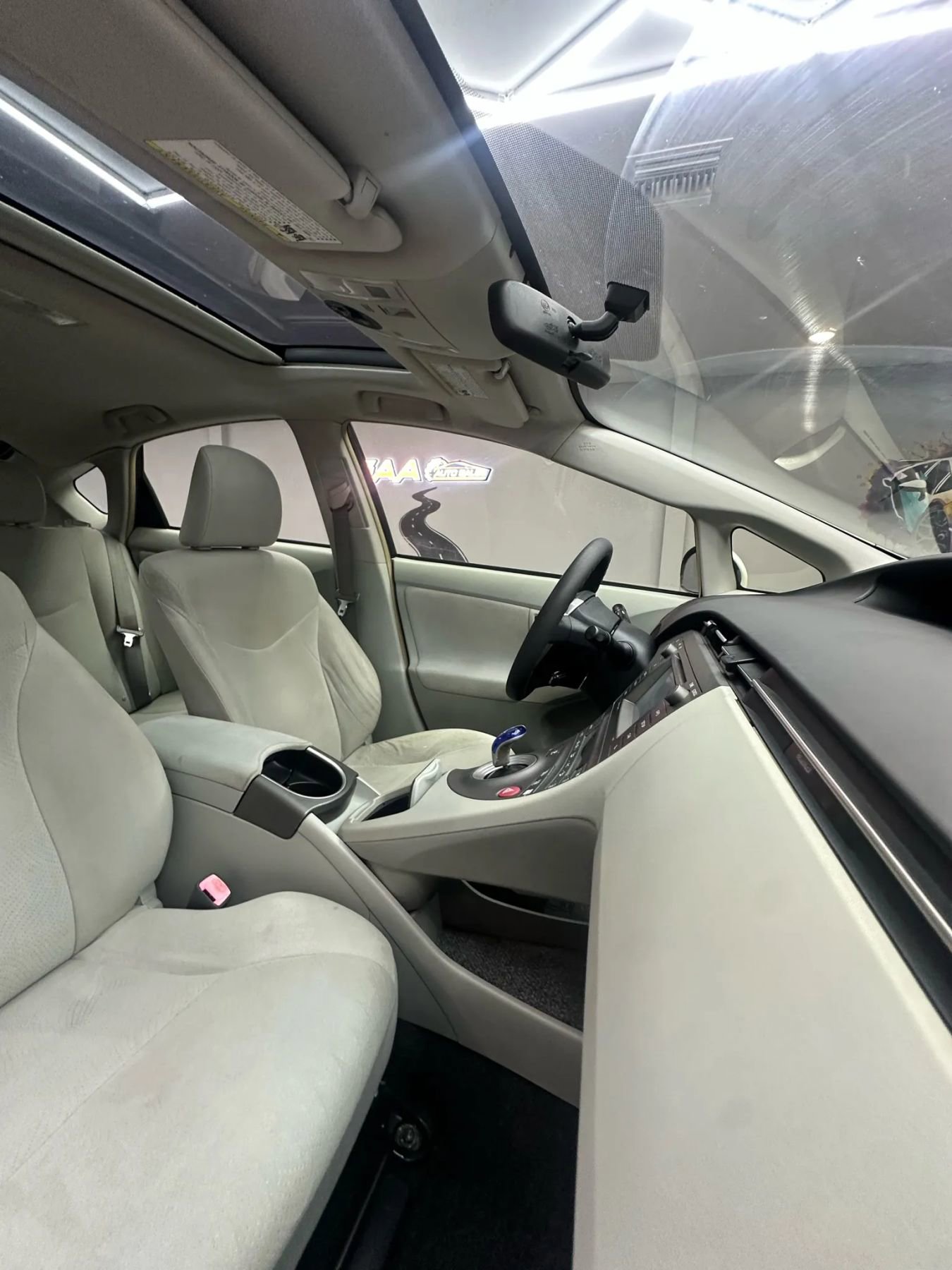 Used 2013 Toyota Prius Three w/ Solar Roof Pkg image 32