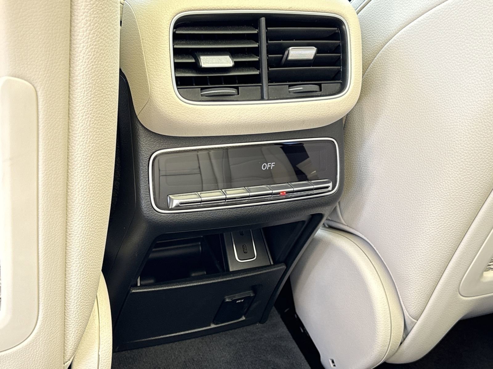 Used 2022 Mercedes-Benz GLE 350 image 11