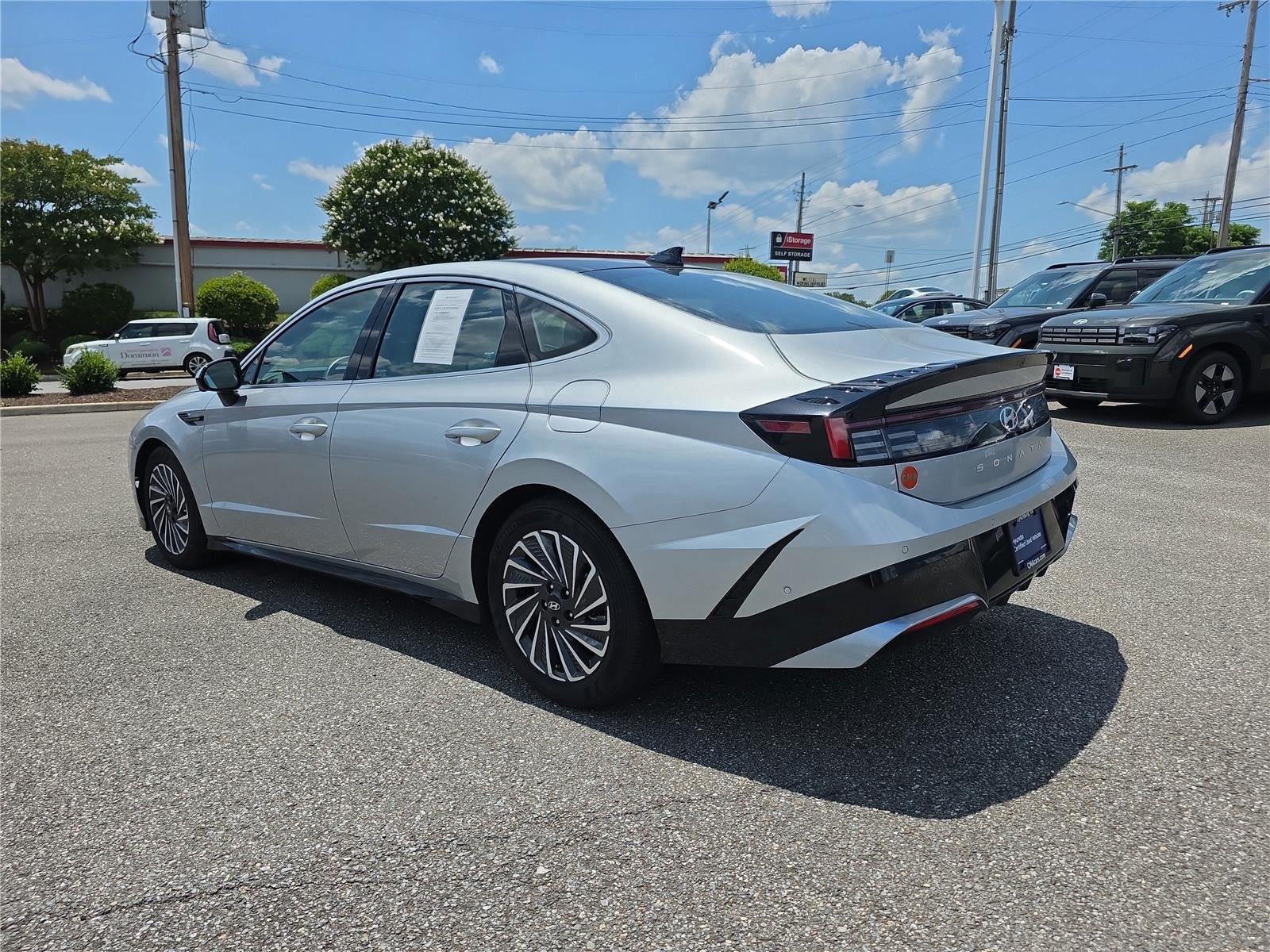 Certified 2025 Hyundai Sonata Limited FWD image 24