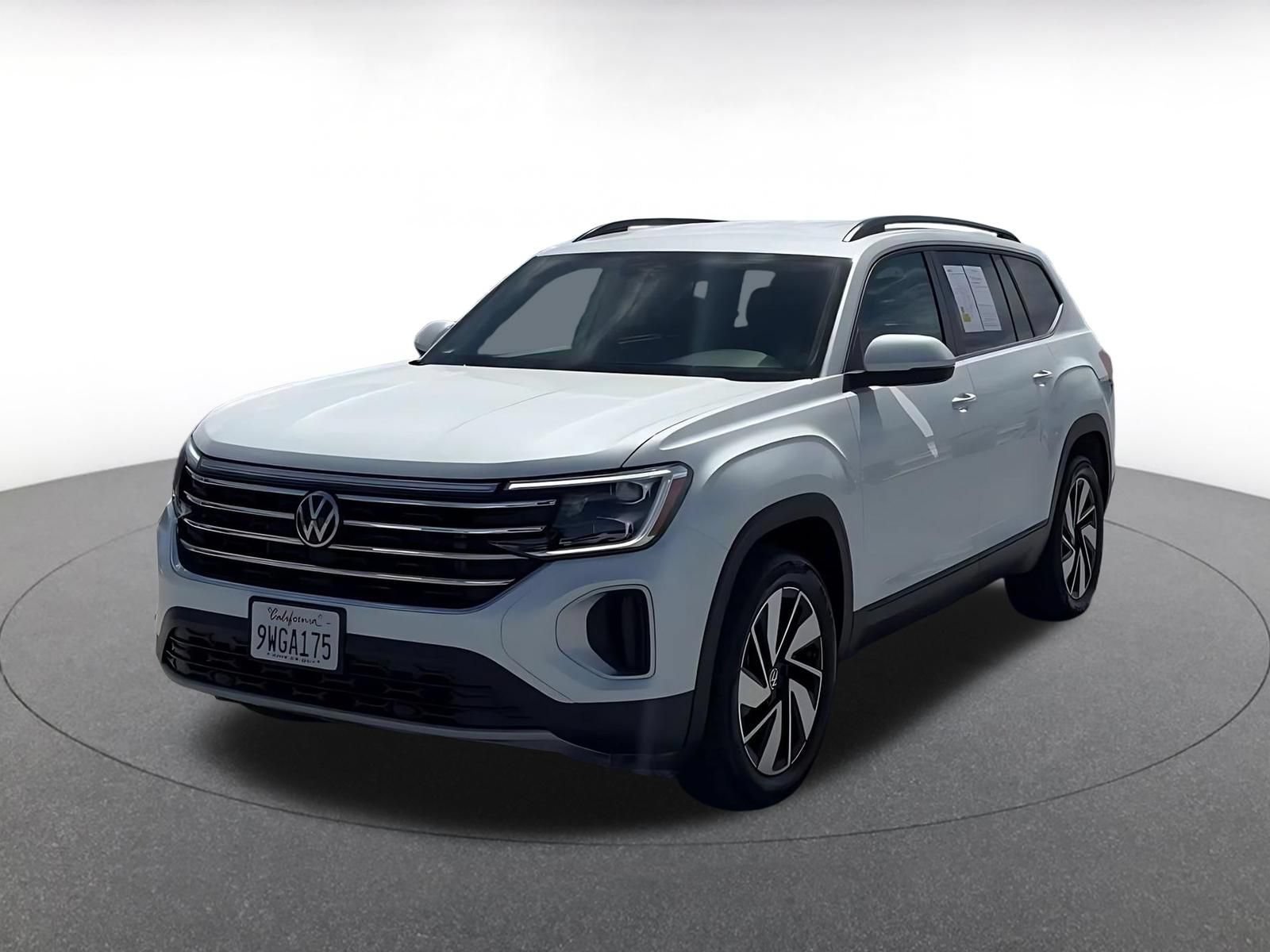 Used 2026 Volkswagen Atlas SE FWD image 7