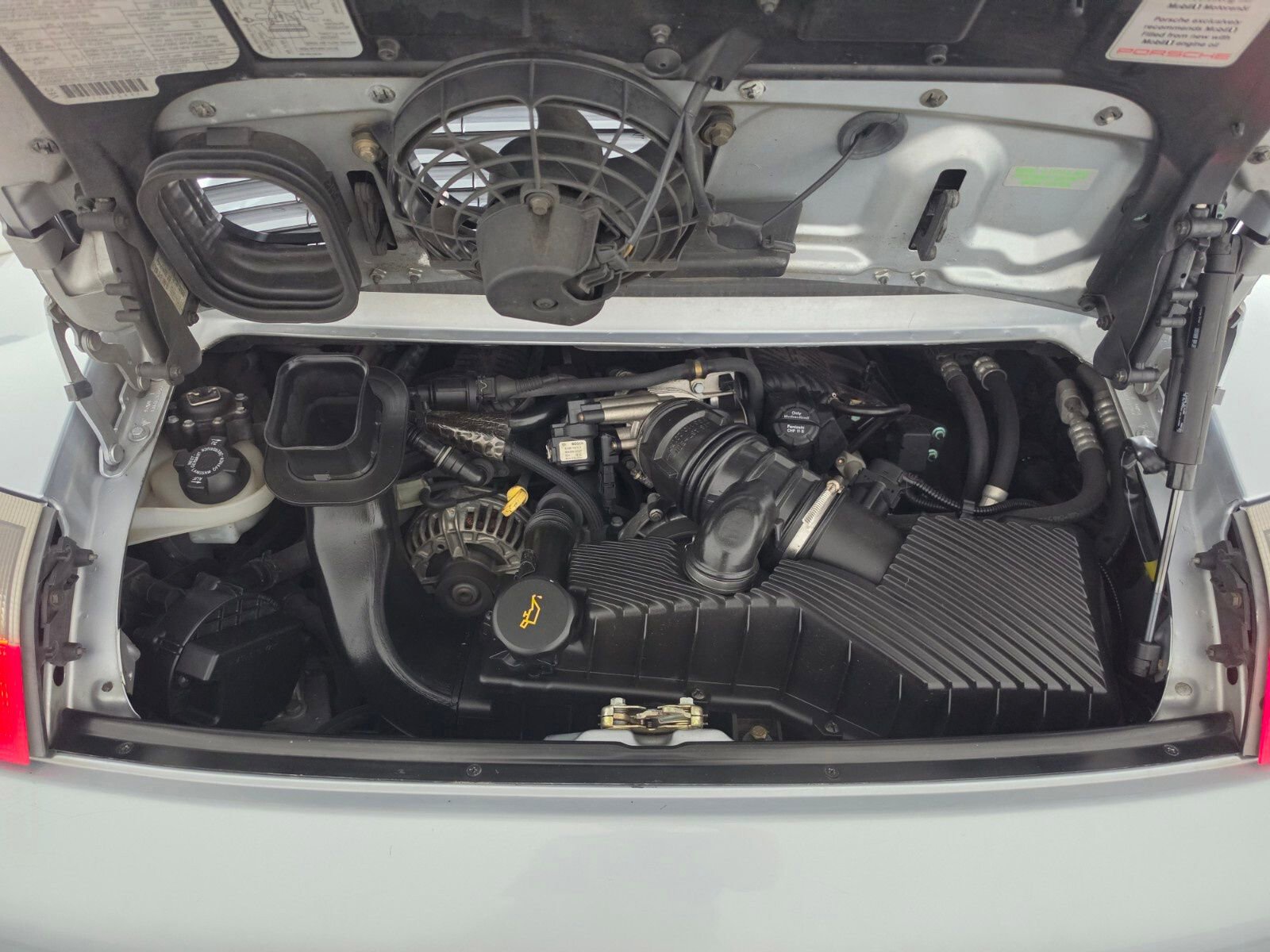 Used 1999 Porsche 911 Carrera RWD image 14