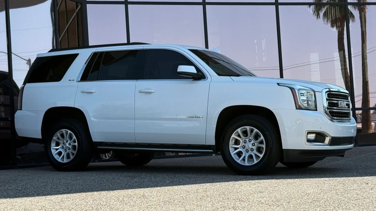 Used 2018 GMC Yukon SLE w/ Convenience Package RWD image 15
