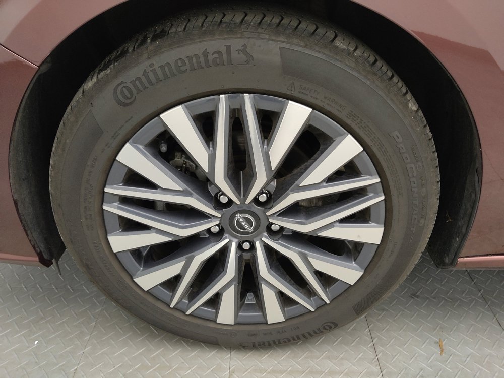 Used 2024 Nissan Altima 2.5 SV image 31