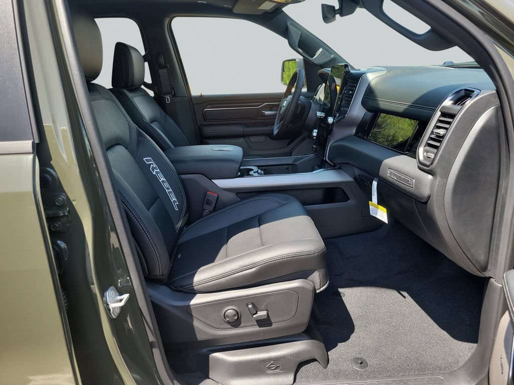 New 2026 RAM 1500 Rebel w/ Rebel Level 2 Equipment Group AWD/4WD image 33