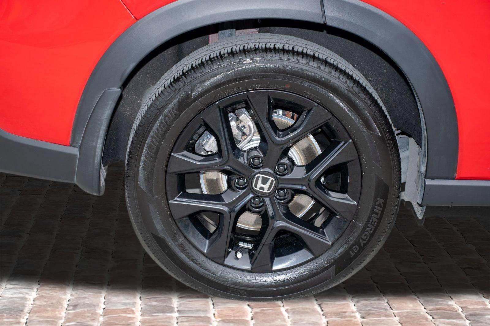 Certified 2025 Honda HR-V Sport image 42