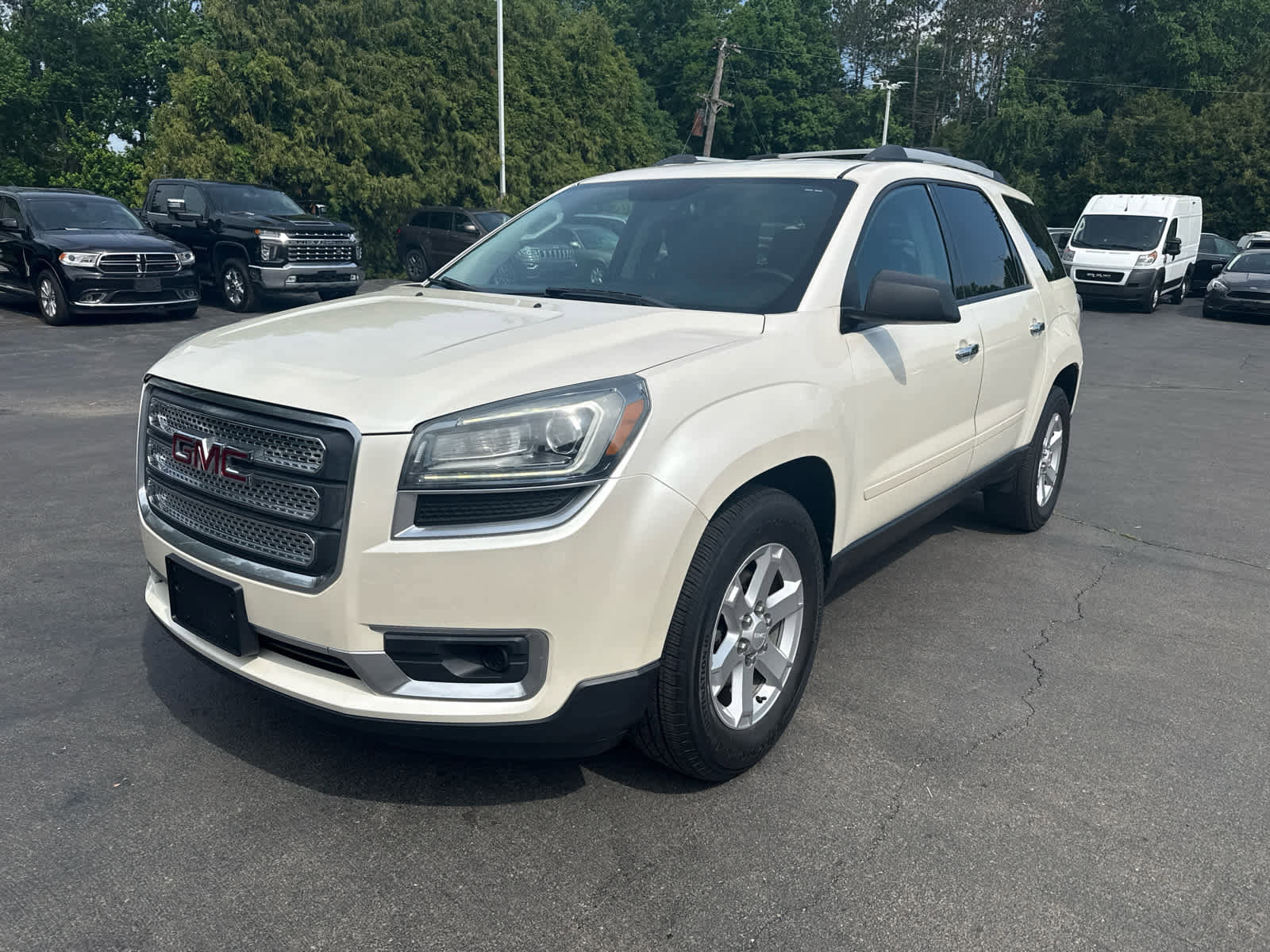 Used 2013 GMC Acadia SLE FWD image 7