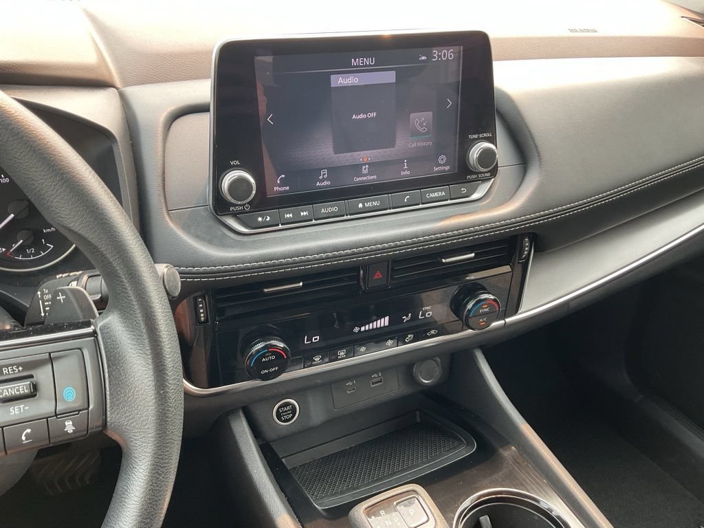 Used 2021 Nissan Rogue SV AWD/4WD image 13