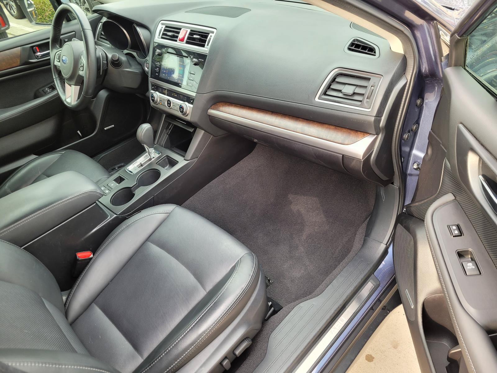 Used 2016 Subaru Outback 2.5i Limited AWD/4WD image 24