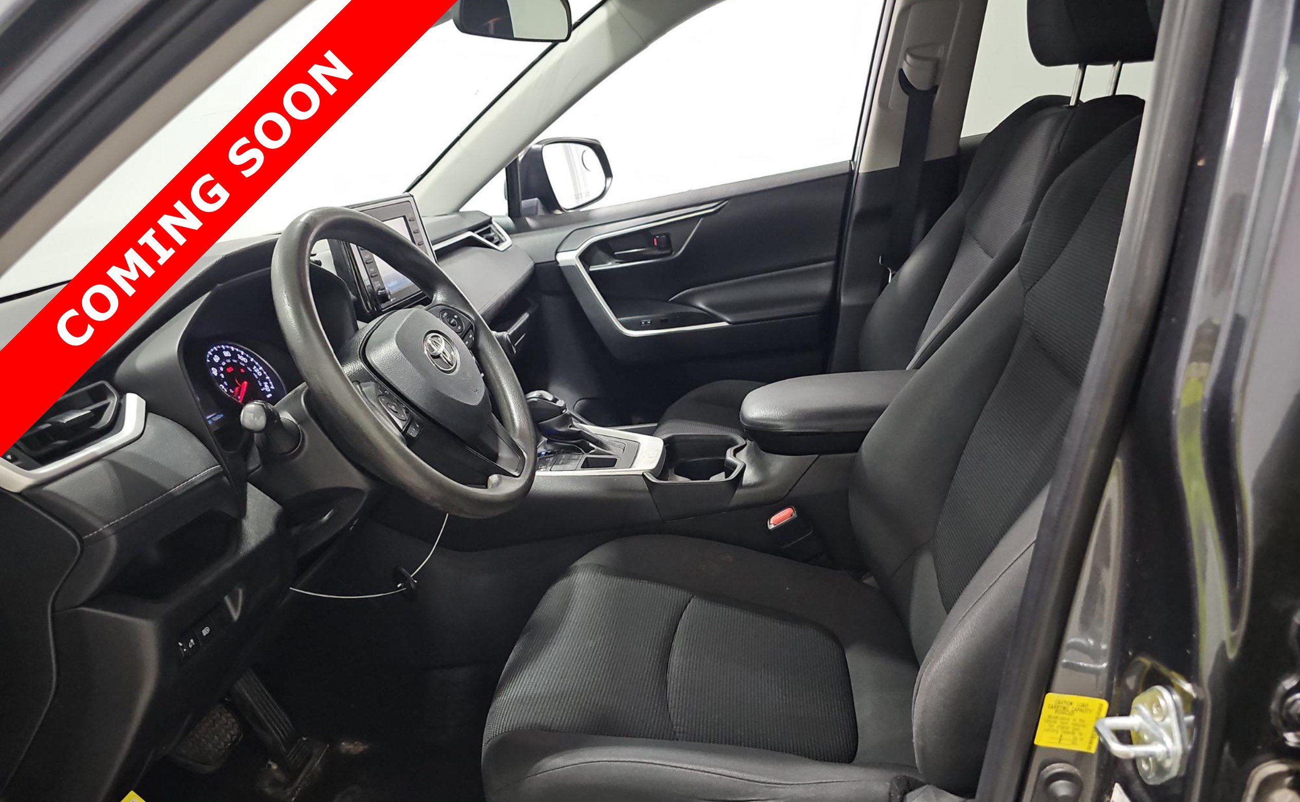 Used 2021 Toyota RAV4 LE AWD/4WD image 5