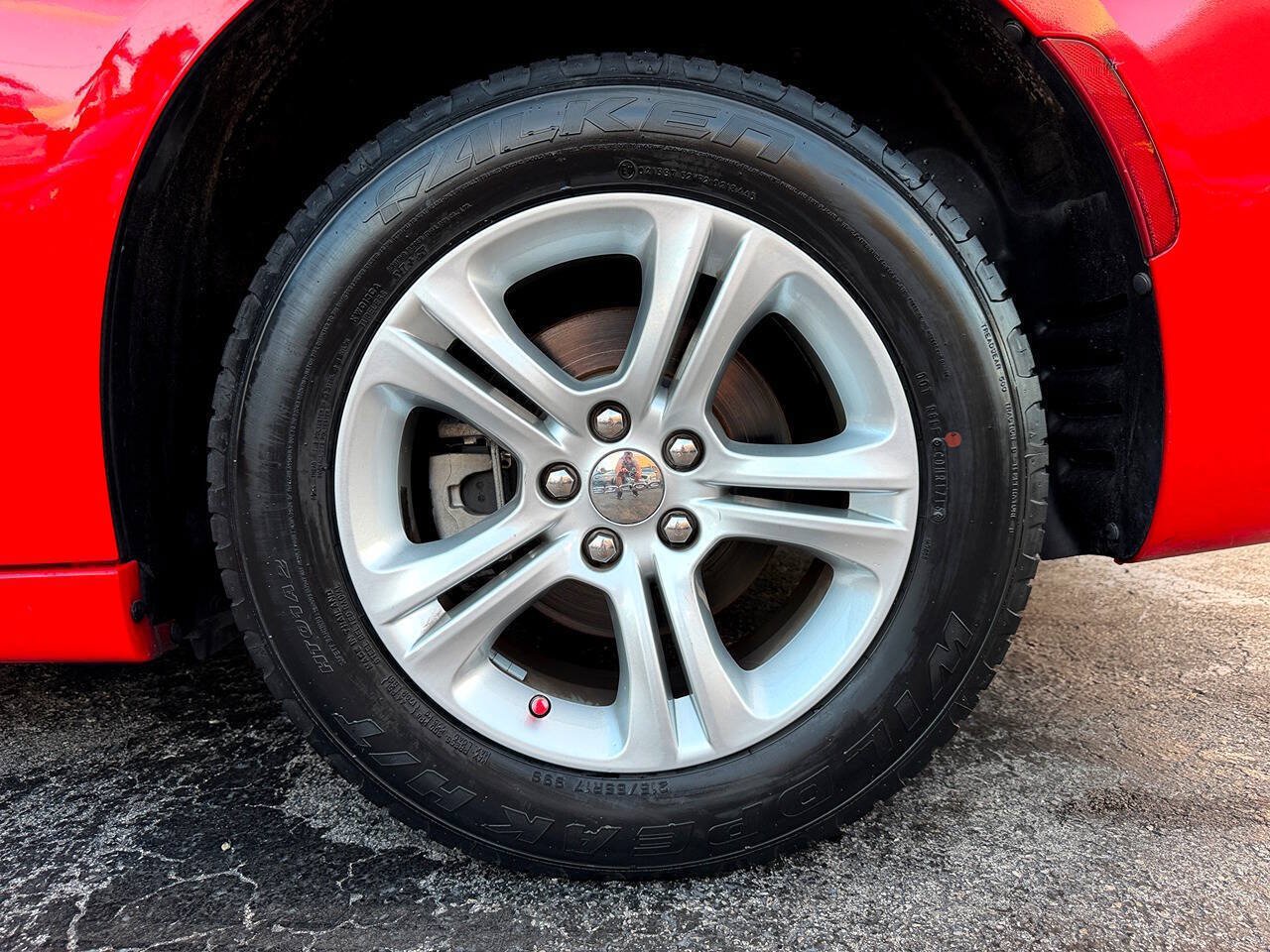 Used 2022 Dodge Charger SXT RWD image 41