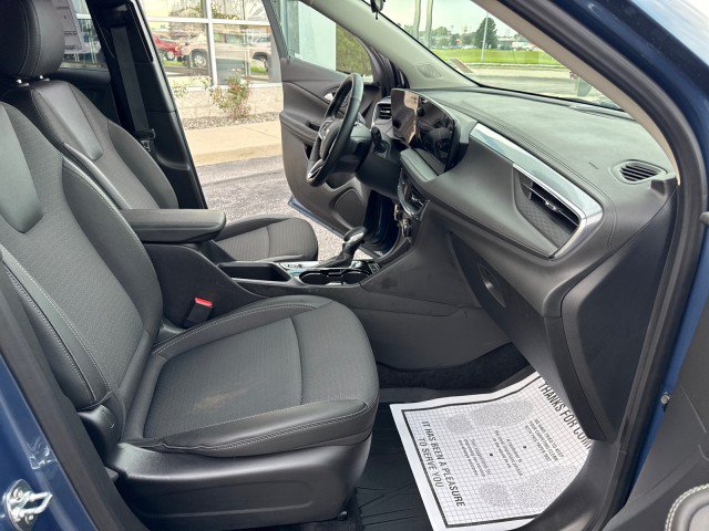 Used 2025 Buick Encore GX Preferred w/ Comfort Package FWD image 29