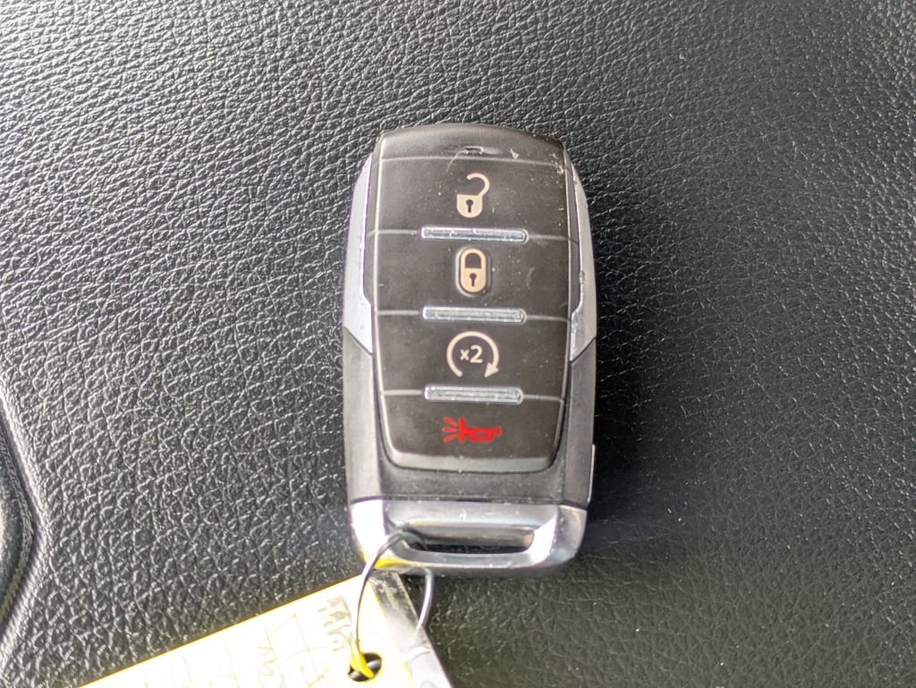 Used 2024 RAM 1500 Laramie image 28