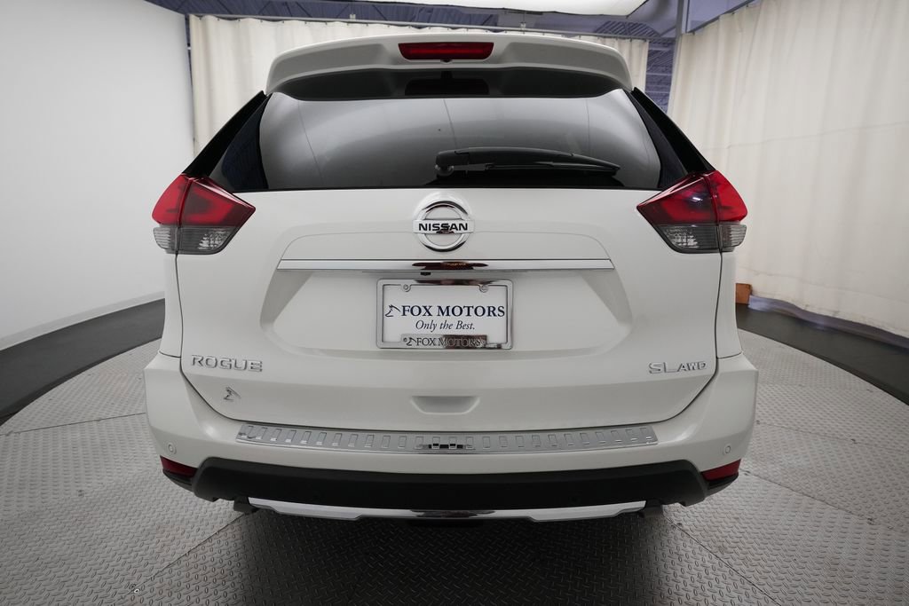 Used 2020 Nissan Rogue SL image 25