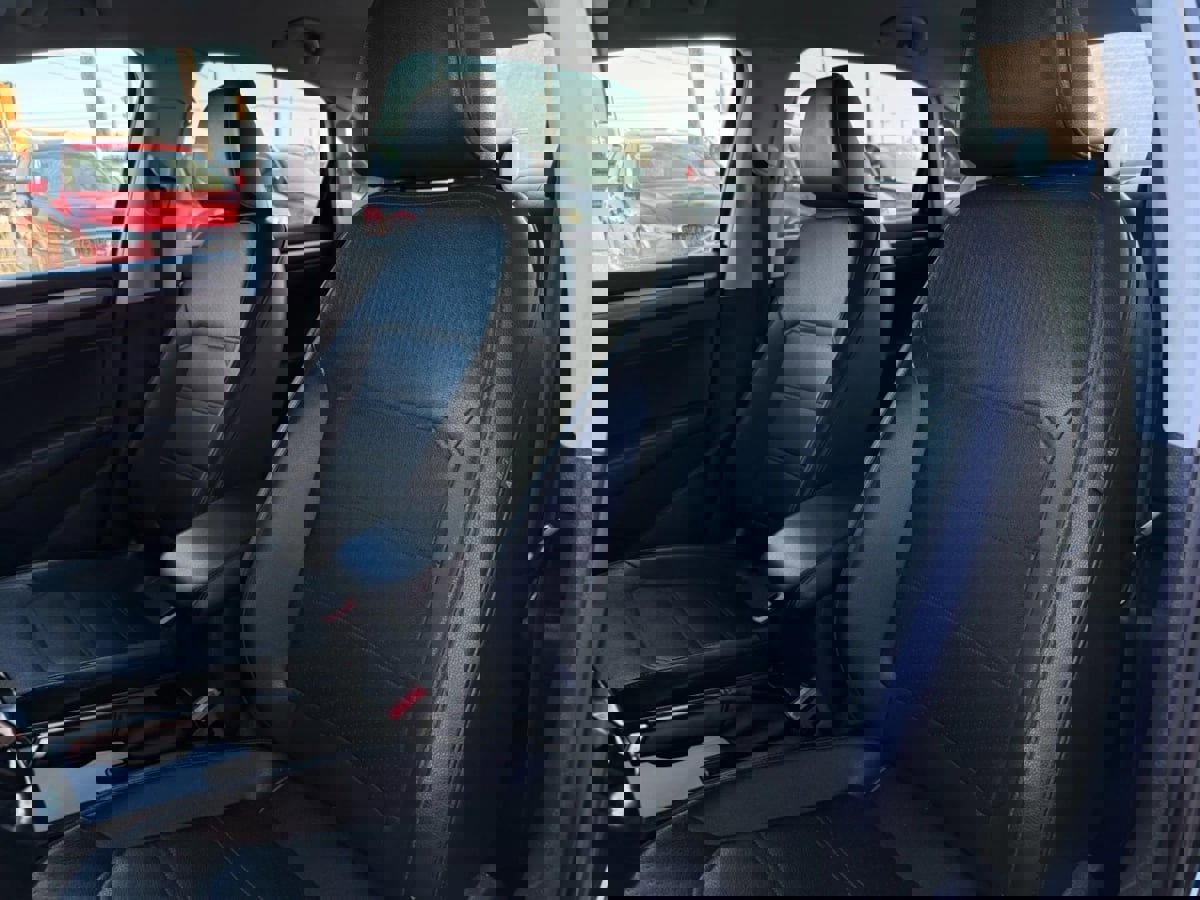 Used 2017 Volkswagen Passat 1.8T R-Line image 40