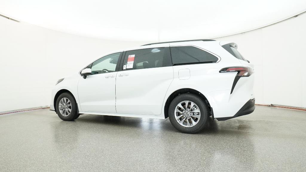 New 2026 Toyota Sienna XLE FWD image 23