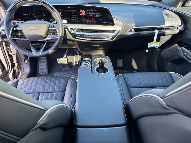 New 2027 Cadillac Lyriq V Premium w/ Exterior Carbon Fiber Package AWD/4WD image 16
