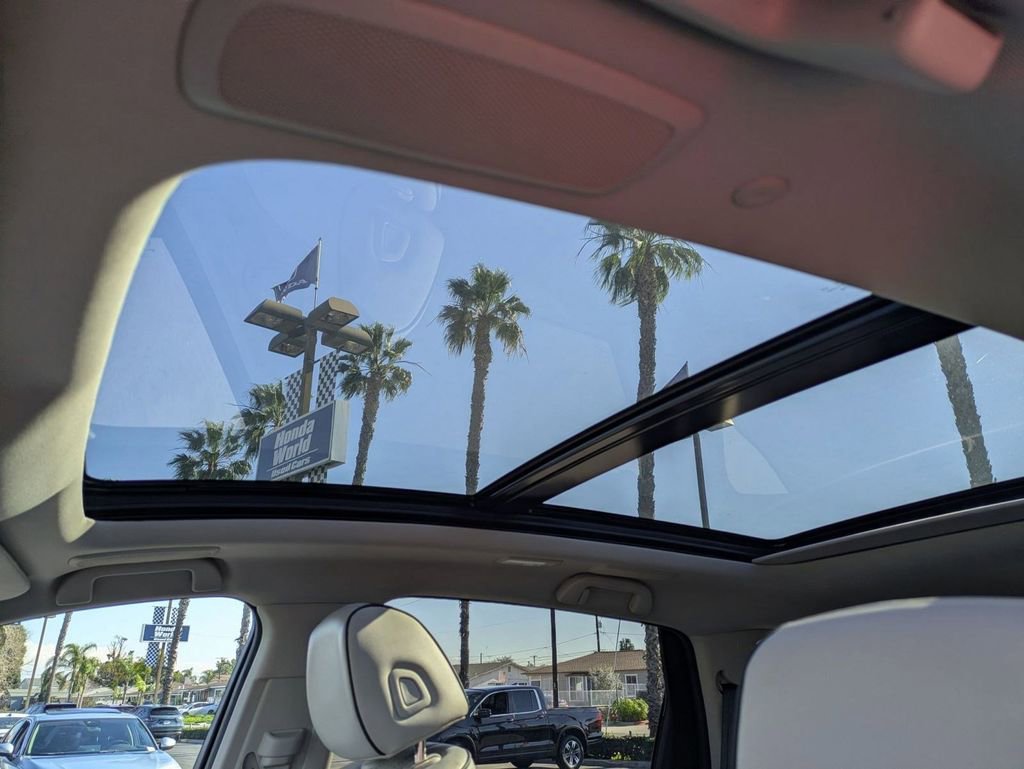 Used 2025 Acura RDX SH-AWD w/ Advance Package image 6