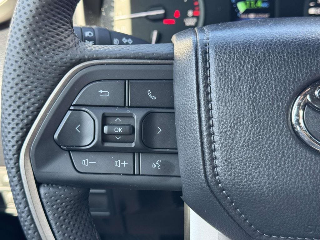 Used 2026 Toyota Tundra SR5 w/ TRD Off-Road Package AWD/4WD image 12