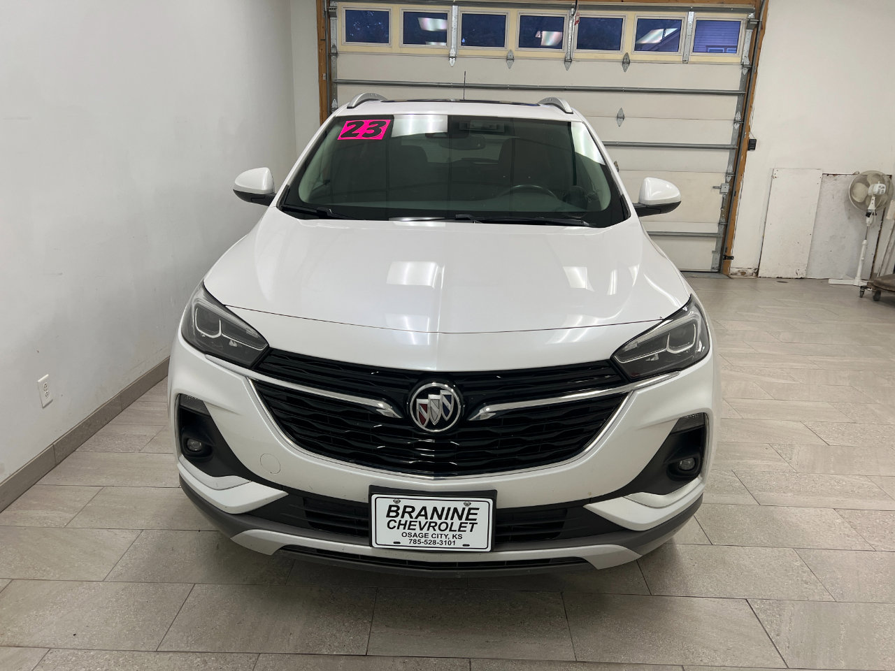 Used 2023 Buick Encore GX Essence w/ Experience Buick Package image 9