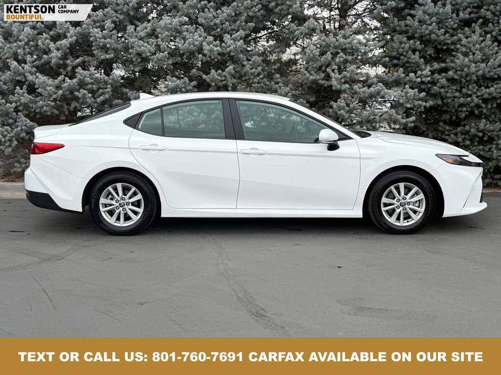 Used 2026 Toyota Camry LE image 11