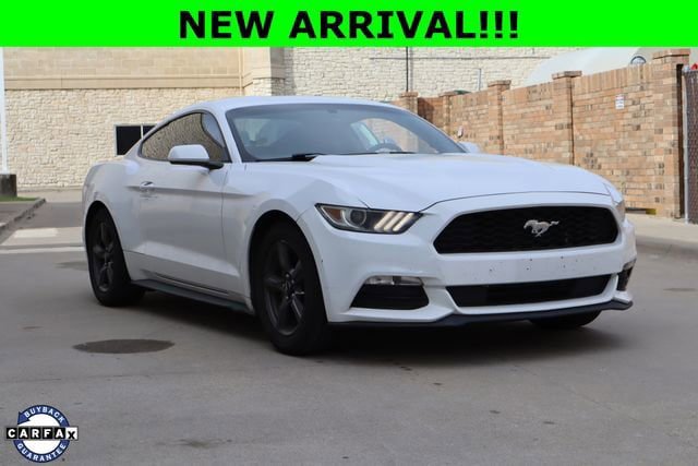 Used 2017 Ford Mustang Coupe RWD image 1