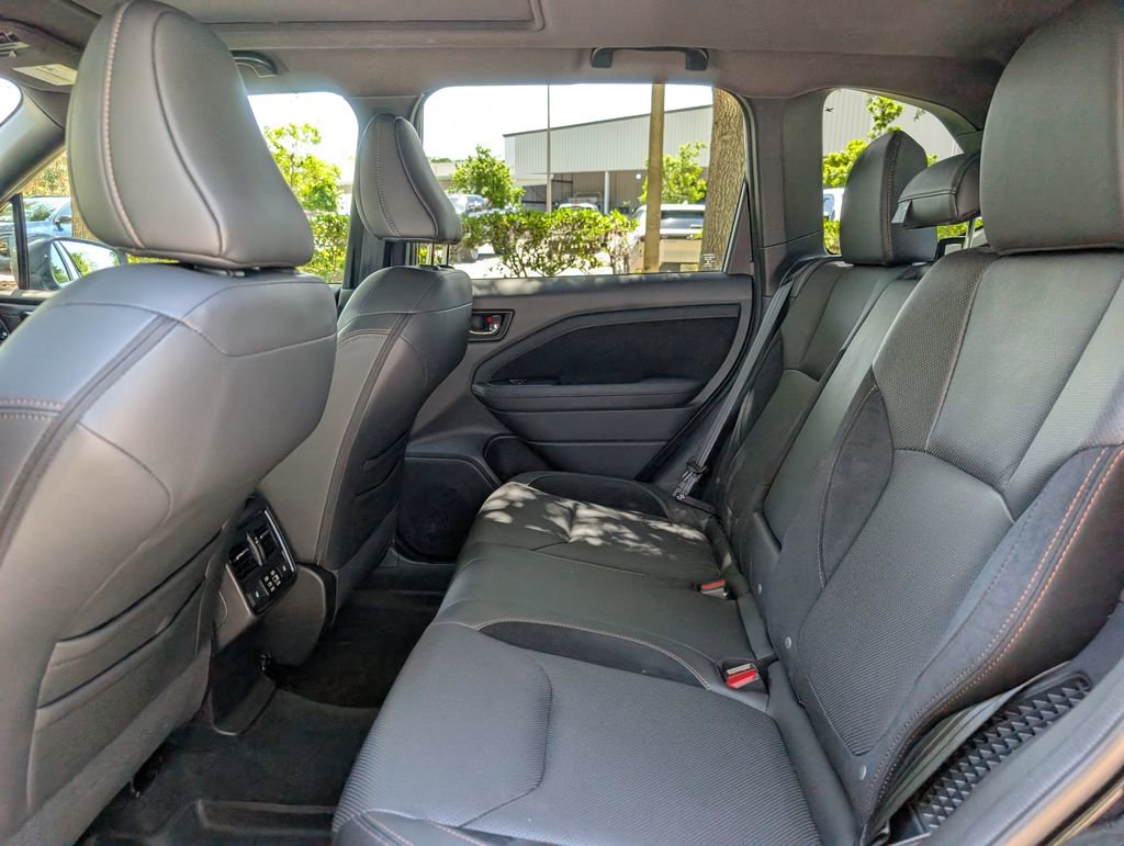 Used 2025 Subaru Forester Touring AWD/4WD image 17