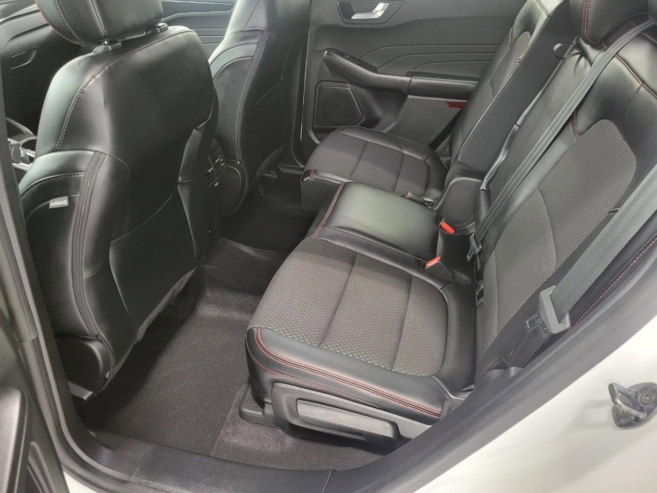 Used 2023 Ford Escape ST-Line w/ Tech Pack #1 image 21