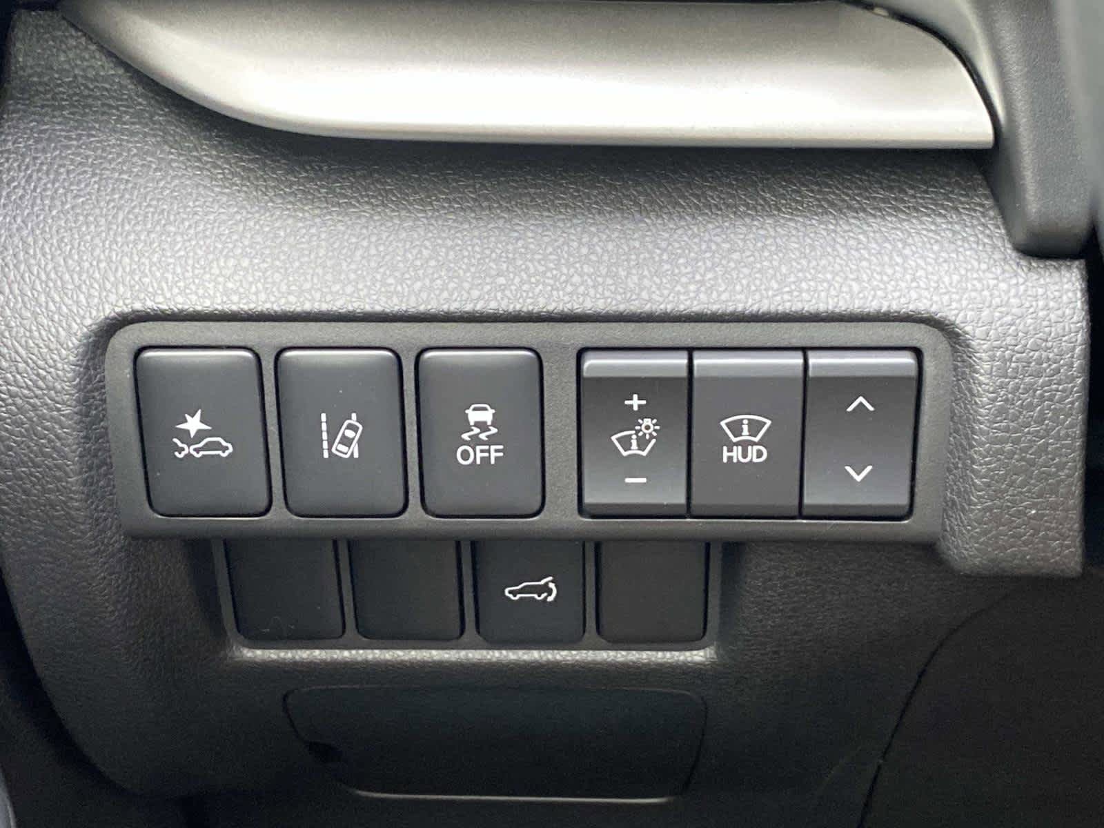 New 2026 Mitsubishi Eclipse Cross SEL AWD/4WD image 17