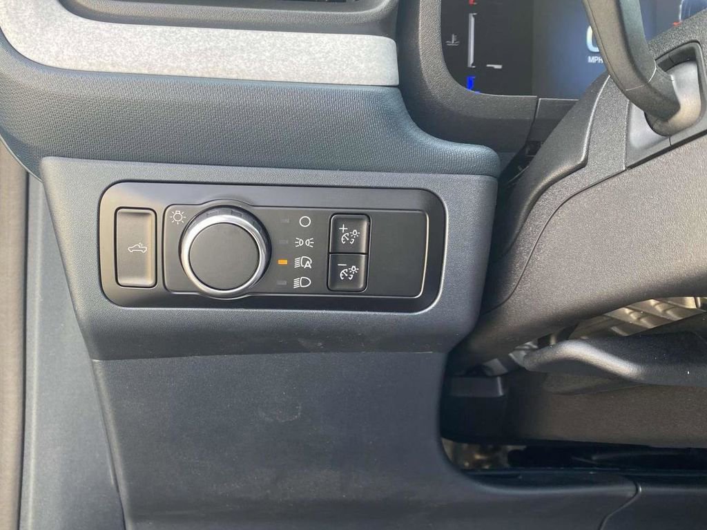 New 2026 Ford Maverick XLT FWD image 27
