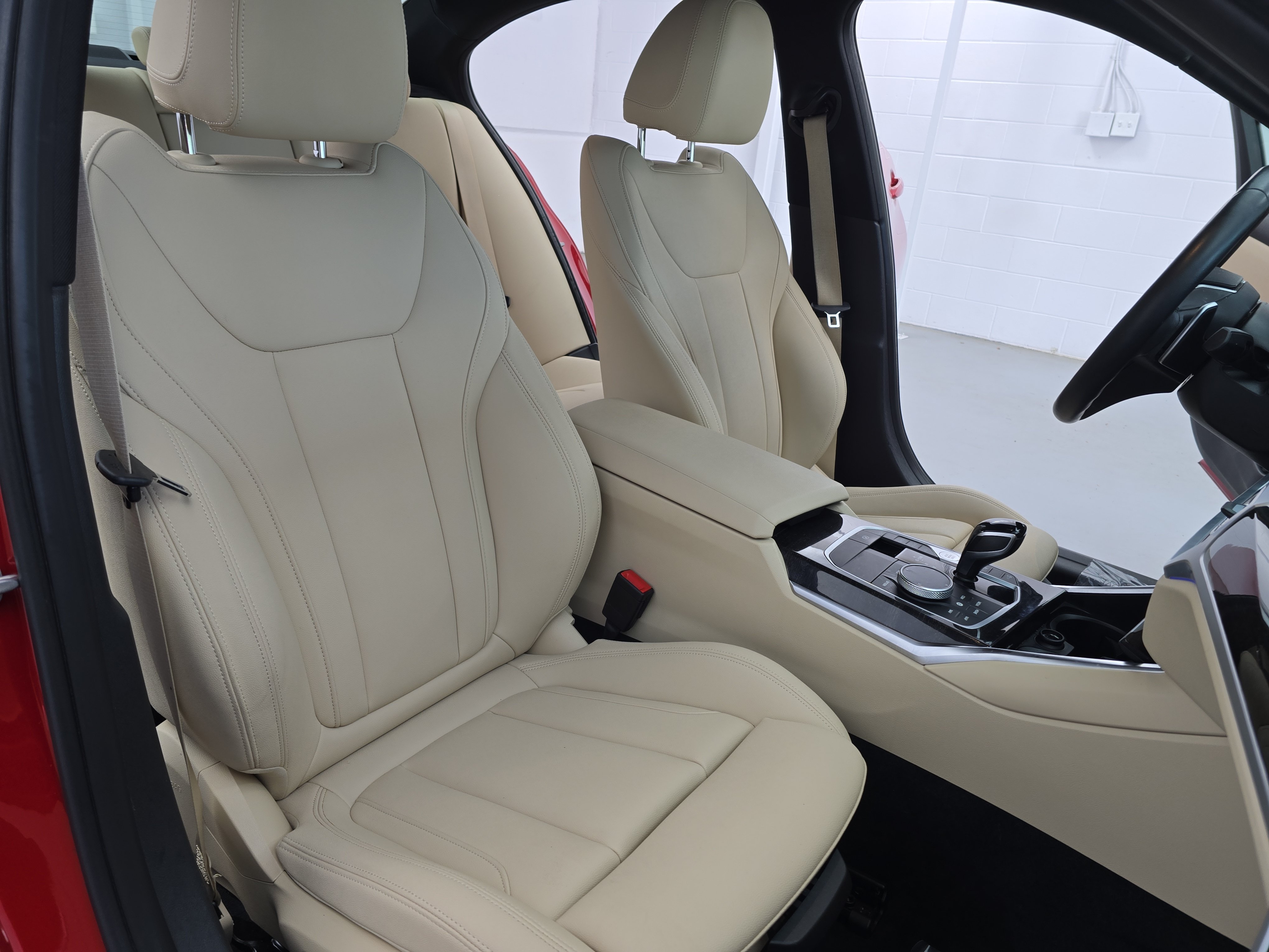 Used 2021 BMW 330i Sedan RWD image 10