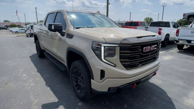 Used 2023 GMC Sierra 1500 AT4X AWD/4WD image 4