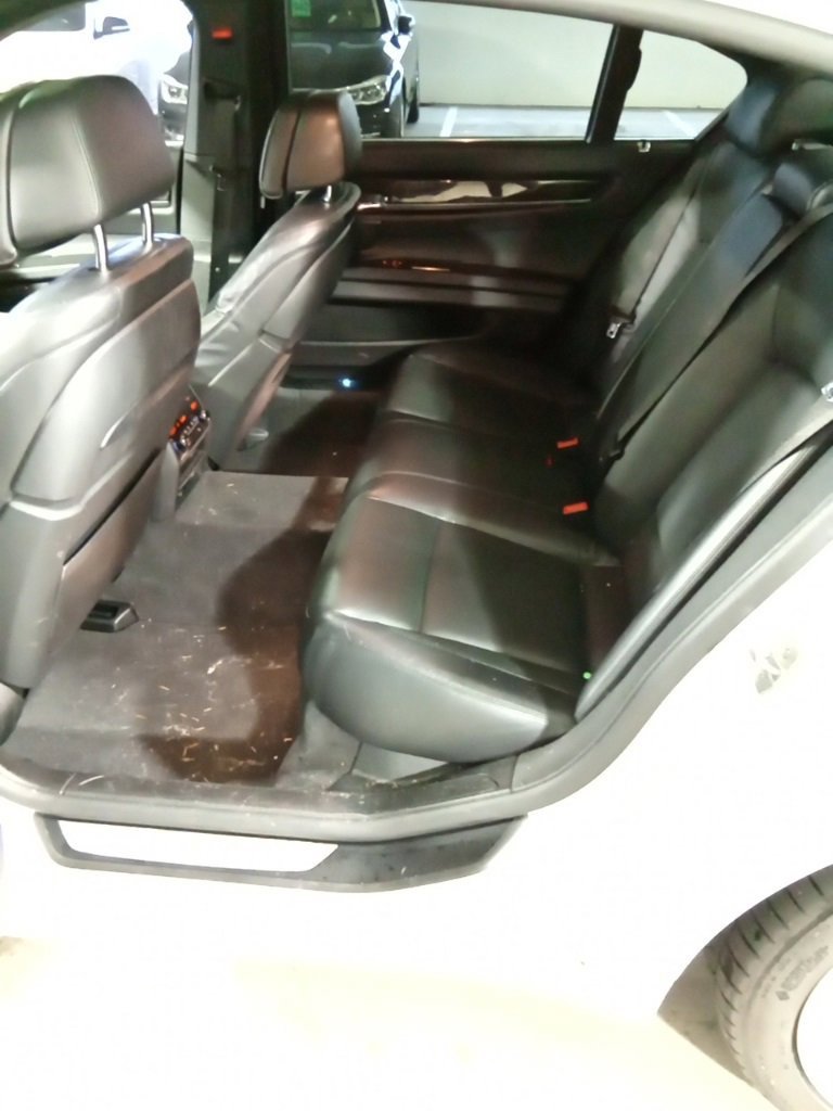 Used 2015 BMW ALPINA B7 xDrive image 11