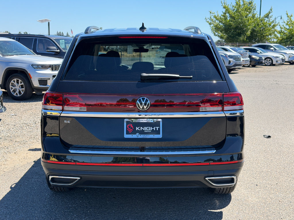 New 2026 Volkswagen Atlas SE FWD image 8