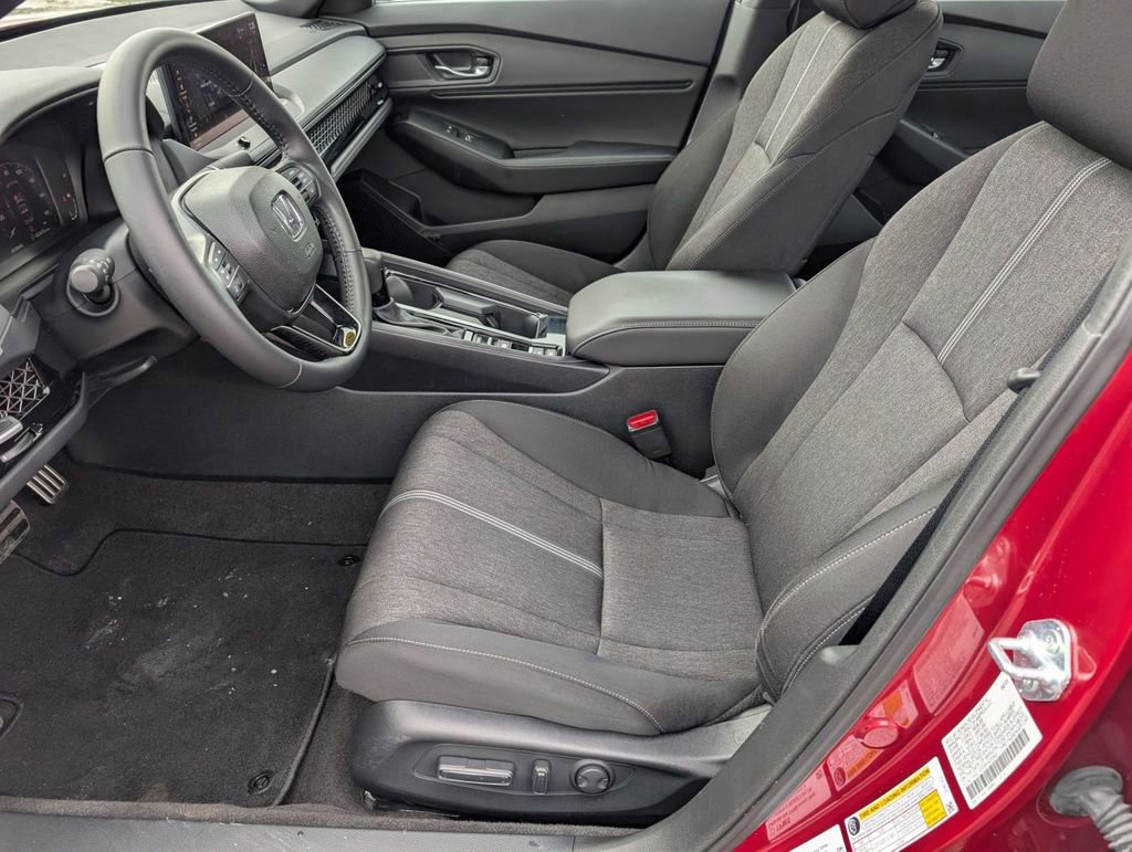 Used 2024 Honda Accord Sport image 19